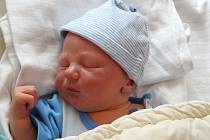 Maxim Karhan se narodil 21. září v 7:11 hodin rodičům Zuzaně a Tomášovi z Plzně. Po příchodu na svět vážil bráška Laurinky (20 měsíců) 3800 gramů a měřil 51 centimetrů.