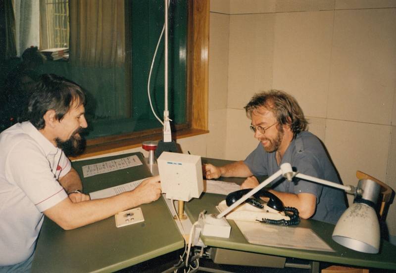 Redaktorem v Českém rozhlase Plzeň (roku 1990)