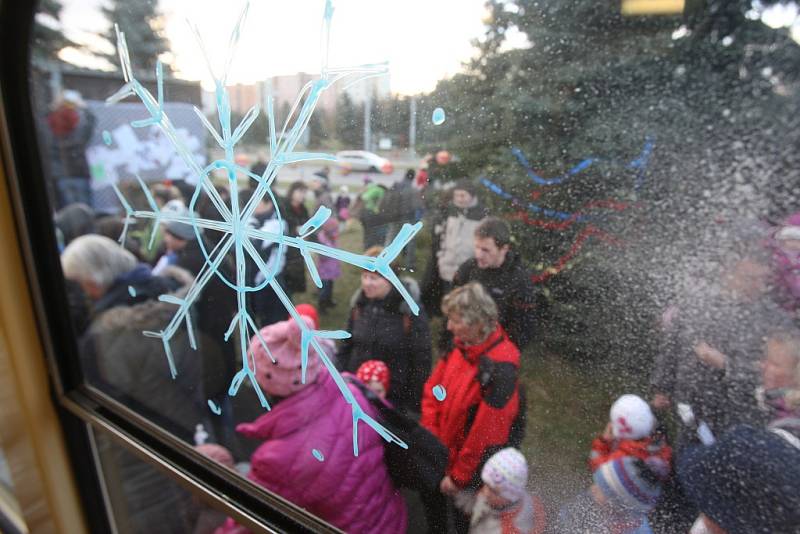 Mikulášská tramvaj projela Plzní