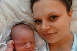 Dominika Karková se narodila mamince Markétě a tatínkovi Patrikovi 30. 11. v 5:00 v porodnici U Mulačů. Po porodu vážila 3150 gramů a měřila 51 cm.