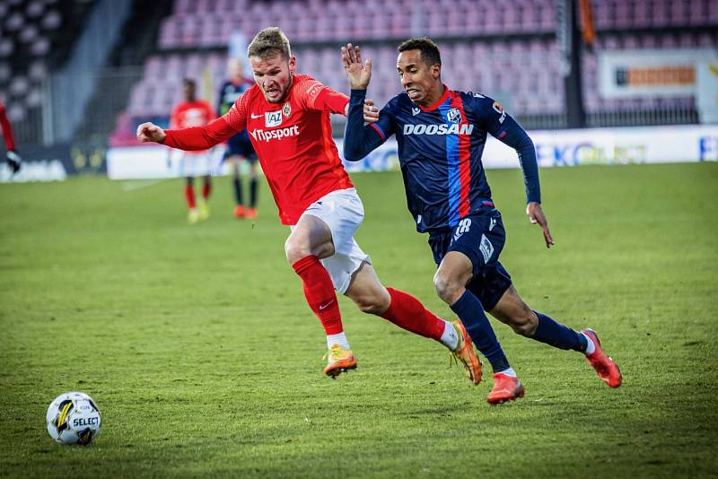 Fotbalisté Viktorie Plzeň urvali v Brně cenné vítězství nad Zbrojovkou (3:1).