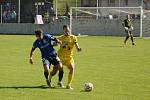 5. kolo FORTUNA ČFL, skupina A: FK ROBSTAV Přeštice (na snímku fotbalisté ve žlutých dresech) - TJ Jiskra Domažlice (modří) 5:1 (2:0).