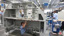 Výroba kuchyňských modulů a odpočinkových místností do letadel Airbus