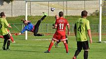 Tachov (v červeném) vs. Nečtiny (I. B třída, skupina A) 8:0.