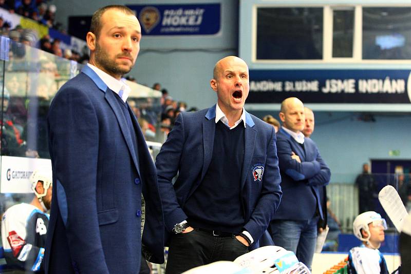 Škodovka porazila v zaplněné hokejové aréně Zlín 3:2.