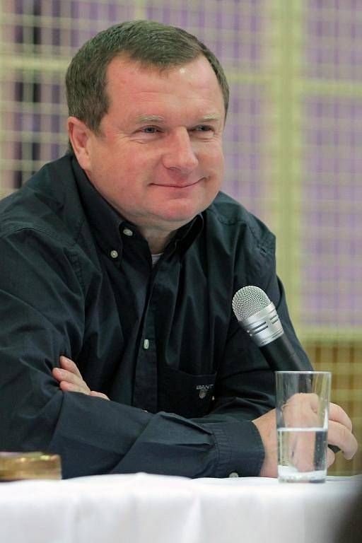 Pavel Vrba diskutoval se studenty Sportovního Gymnázia