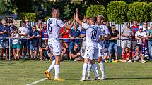 FC Viktoria Plzeň (bílí) - ŠK Slovan Bratislava 3:1.