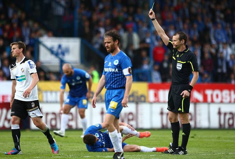 Fotbalisté Viktorie Plzeň titul mistra Gambrinus ligy neobhájili. 