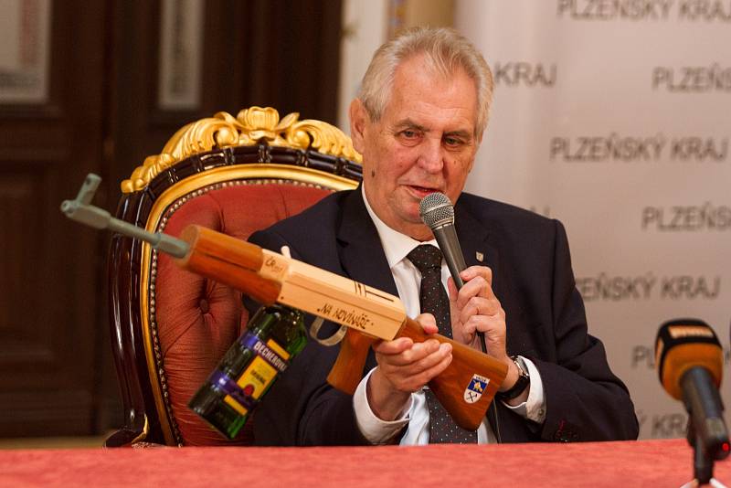 Miloš Zeman v Nepomuku. 