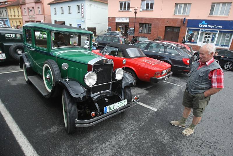 Historické vozy projely jižním Plzeňskem