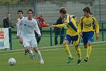 Dorostenci fotbalové Viktorie Plzeň (v bílém) porazili v dohrávce celostátní ligy dorostu Zlín 1:0.