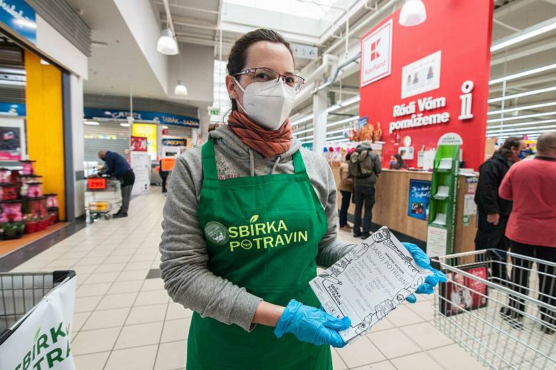 Plzeň, Bory, Tesco, Kaufland, sbírka potravin