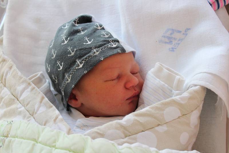 Jan Růžička (3650 g, 52 cm) přišel na svět ve FN Lochotín 7. června 2022 v 9:32 hodin. Rodiče Jan a Markéta z Plzně věděli dopředu, že jejich prvorozené miminko bude kluk.