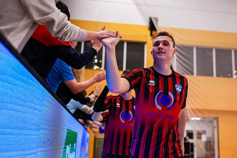 1. Futsal liga (17. kolo): SK Interobal Plzeň - 1. FC Nejzbach Vysoké Mýto 27:0.