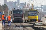 Rekonstrukce tramvajové tratě ve Skvrňanech.