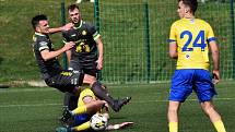 FORTUNA ČFL, skupina A (18. kolo): FC Písek - FK ROBSTAV Přeštice (na snímku fotbalisté v tmavých dresech) 1:1.