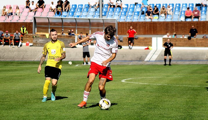 Fotbalisté SK Petřín Plzeň (na archivním snímku hráči v bílých dresech) porazili v sobotu Nýrsko i německý Lam. 