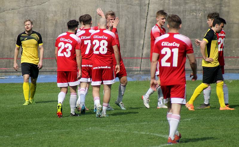 21. kolo I. A třídy: SK Petřín Plzeň B - Start Bělá nad Radbuzou 5:0 (5:0).