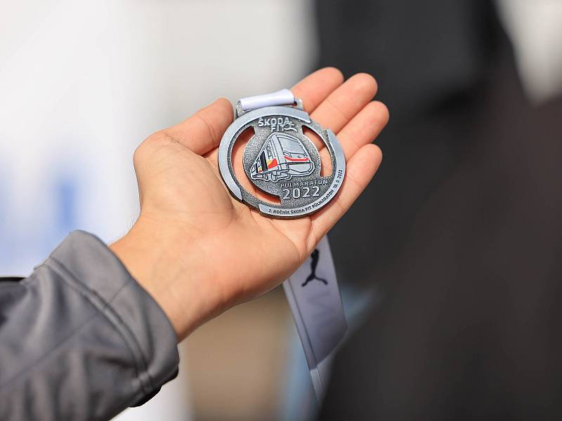 Medaile pro účastníky letošního Škoda Fit půlmaratonu.