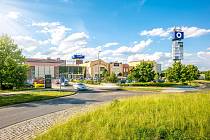 Od úterý 9. května až do konce srpna potrvá celoplošná oprava Písecké ulice v bezprostřední blízkosti obchodního centra Olympia v Plzni-Černicích.