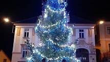 Vánoční strom v Nepomuku od Policie ČR
