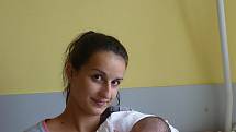 Laura (3,35 kg, 50 cm) přišla na svět 8. září v 19:50 v Mulačově nemocnici v Plzni. Z narození své prvorozené holčičky se radují rodiče Krisitina Bílá a Patrik Nikolič z Plzně