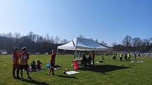 Litické fotbalové hřiště patřilo v sobotu 26. března nadšencům sportu, který se hraje na košťatech.