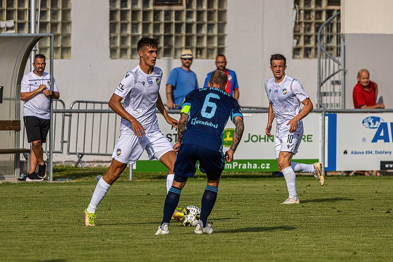 FC Viktoria Plzeň (bílí) - ŠK Slovan Bratislava 3:1.