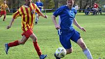 11. kolo I. B třídy (skupina B): TJ Sokol Štěnovice (na snímku fotbalisté v modrých dresech) - TJ Sokol Losiná 1:5 (1:4).