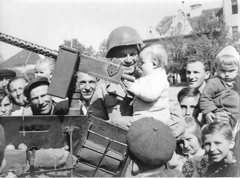 Osvobození v květnu 1945 ve Spáleném Poříčí.