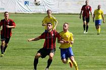 Fotbalová příprava: SENCO Doubravka (žlutí) vs. Jiskra Domažlice.