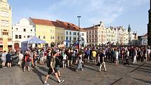 Demonstrace proti Andreji Babišovi na náměstí Republiky v Plzni.