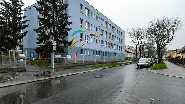 Revitalizovaný pavilon 28. základní školy v Plzni - Lobzích.