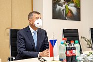 Předmětem setkání předsedy vlády a hejtmanky byly především investice Plzeňského kraje do zdravotnictví a dopravy. 