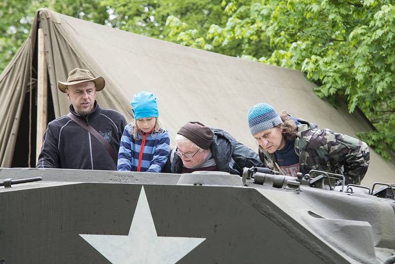 Tábor 16. obrněné divize US Army a Čs. samostatné obrněné brigády, RAF a WAAF