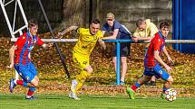 Fotbalisté FK ROBSTAV Přeštice (na archivním snímku hráči ve žlutých dresech) remizovali v Uhříněvsi u Prahy s rezervou Bohemians 1905 1:1.