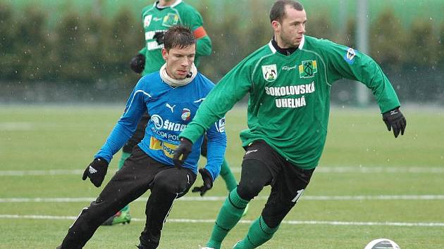 Fotbalisté Viktorie Plzeň dnes zahájí na Kypru herní soustředění, při kterém se utkají s třemi zahraničními soupeři. Na teplé počasí a přírodní trávník se těší i Martin Fillo (vlevo)