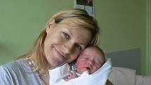 Kateřině Liškové a Vladimíru Kašparovi ze Štěnovic se narodila 16. srpna ve 3.45 hod. v Mulačově nemocnici prvorozená dcera Karolínka. Holčička vážila 2,90 kg a měřila 48 cm