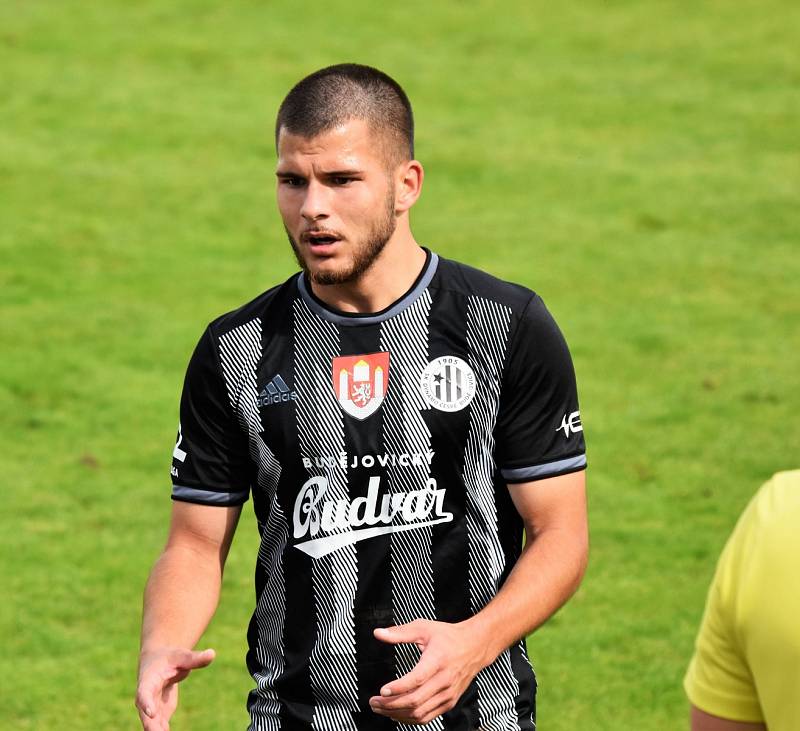 9. kolo FORTUNA ČFL, skupina A: SK Dynamo České Budějovice B - FC Viktoria Plzeň B (fotbalisté v červenomodrých dresech) 0:3 (0:1).