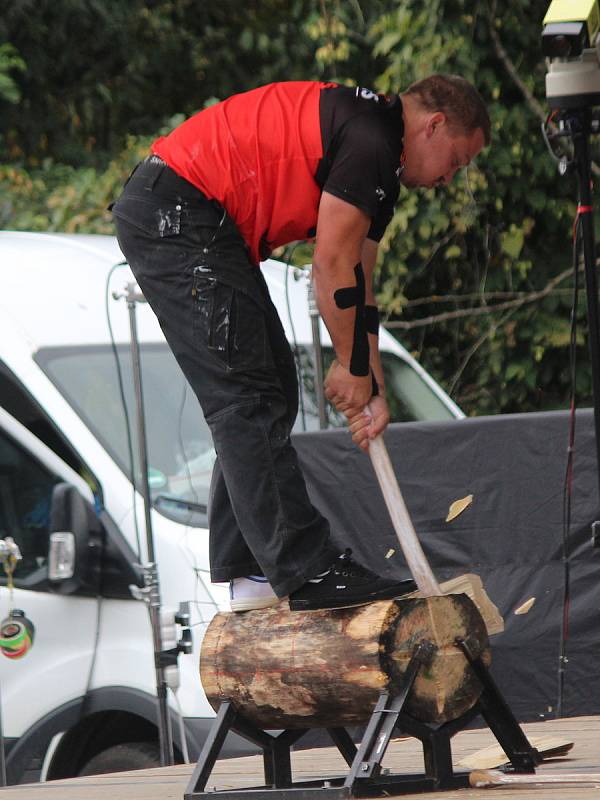 Mistrovství ČR dřevorubecké soutěže Stihl Timbersports v Plzni 2021.