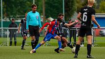 9. kolo ČLD U19: FC Viktoria Plzeň U19 B (na snímku fotbalisté v červenomodrých dresech) - SK Dynamo České Budějovice U19 B 3:0 (1:0).