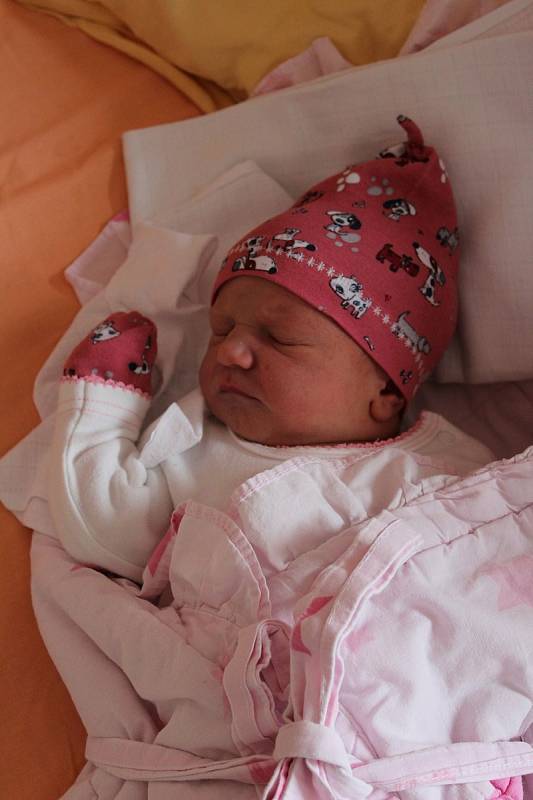 Beáta Tušková (3630 g, 50 cm) se narodila 26. května v 0:30 ve FN v Plzni. Na světě ji přivítali rodiče Andrea a Jan ze Soběkur. Doma na sestřičku čekala tříletá Amálka.