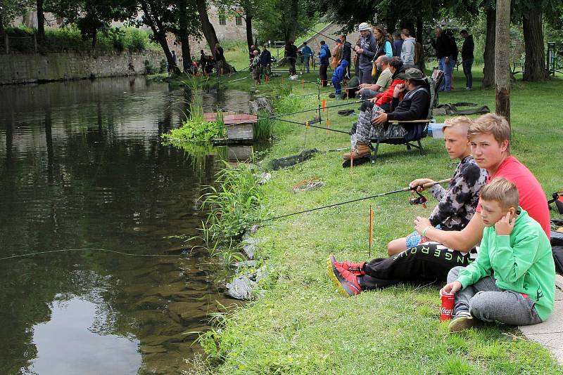 Rybářská soutěž v Plzni-Křimicích