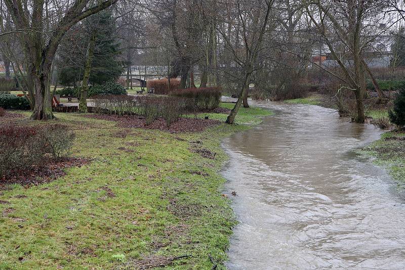 zvednutá hladina řek potok Třemošenka Třemošná