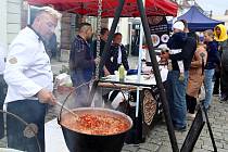Přímo na nádvoří Plzeňského Prazdroje se bude v neděli vařit. Konat se tam bude další ročník Festivalu polévek.