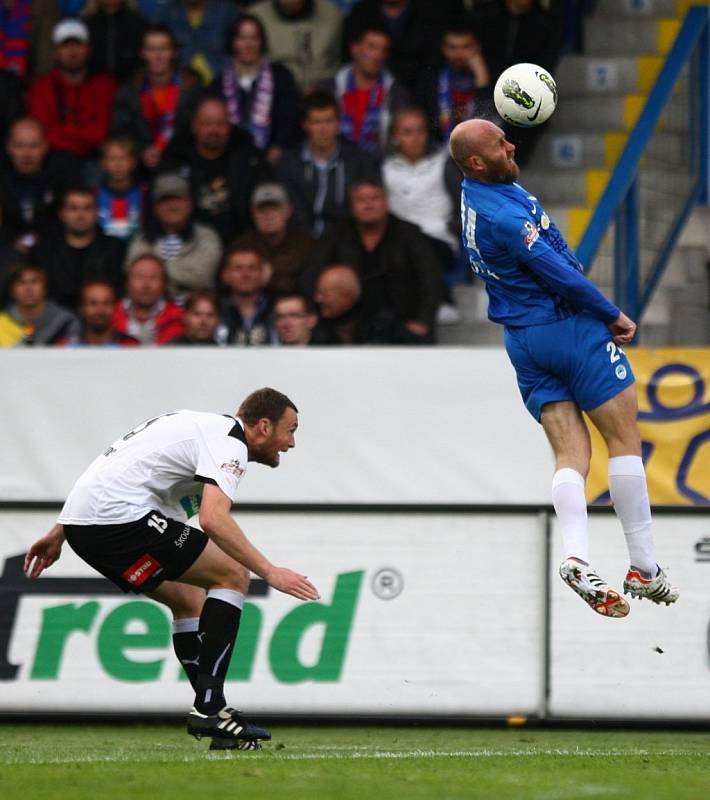 Fotbalisté Viktorie Plzeň titul mistra Gambrinus ligy neobhájili. 