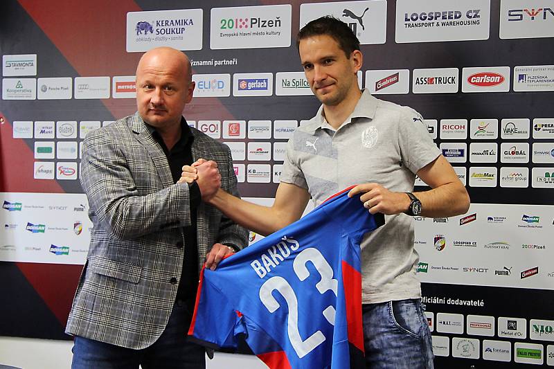 Generální manažer Viktorie Plzeň a útočník Marek Bakoš