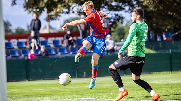 FC Viktoria Plzeň B (červenomodří), archivní snímek.