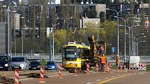 Rekonstrukcí tramvajové trati začala dvouletá rekonstrukce mostu generála Pattona v centru Plzně.