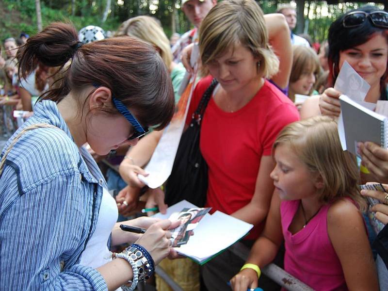 Ewa Farna koncertovala v Kramolíně